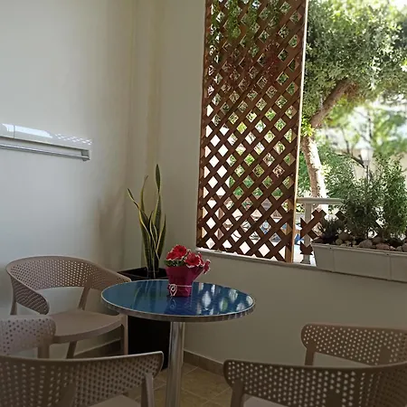 Eunoia, Executive Residence, 34 Theofrastou Str, Ground Floor, 5min To The Apartment Kos Town